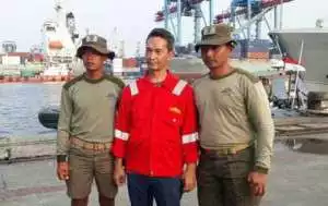 Kisah 2 Marinir Temukan Black Box, Gali Lumpur di Kedalaman 30 Meter