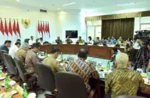 Kurangi Impor Minyak, Presiden Jokowi Berharap Januari 2020 Penggunaan Biodiesel B20 Diganti B30