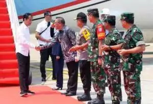 Ke Kalbar, Presiden Jokowi Serahkan SK Redistribusi Tanah Objek Reforma Agraria