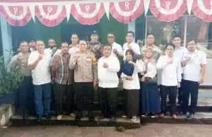 AKBP. Erlin Tangjaya Ngopi Bareng Dengan Forum Kepala Desa Cempaka 