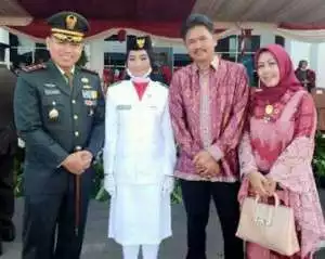 Getar Asmara Wulan, Putri Kadis Perkim OKU, Danan Rachmat, Terpilih Pengibar Sang Merah Putih HUT RI Ke 75
