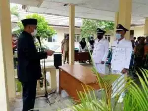 Camat Cempaka Lantik Dua PJS Kepala Desa Gunung Batu Dan Negeri Sakti