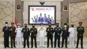 Bupati Sukabumi dan Unsur Forkopimda Mengikuti Upacara Peringatan HUT TNI ke-76