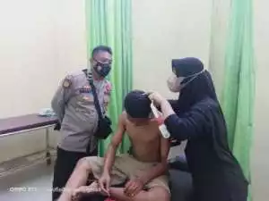 OKNUM TNI ANIAYA ANAK DI BAWAH UMUR . WARGA UJUNG KULON  GERAM