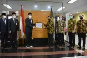 BUPATI ZAKI TERIMA PIAGAM DAN PLAKAT PENGARGAAN WTP LEBIH DARI 10 KALI DARI KEMENTRIAN KEUANGAN