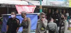 SATPOL PP Sukabumi Lakukan Penertiban, KASAT Dodi Rukman " Kedepankan Persuasif Dan Komunikatif"