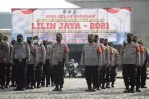 Polres Jakpus Apel Gelar Pasukan Ops Lilin Jaya 2021 di Monas