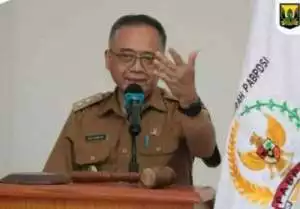 Wakil Bupati sukabumi H. Iyos somantri Menghadiri Pelantikan PAPBDSI