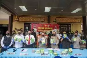 Selundupkan Sabu Senilai Rp16 Miliar, Dua Kurir Asal Aceh Ditangkap