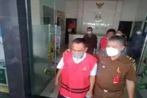 Mantan Direktur BKK Karanganyar Ditahan Kejaksaan, Tersangka di Titipkan Dihotel Prodeo Klas 1 A. Kasus Sempat Bergulir 7 Tahun