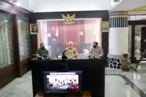 Antisipasi Pencegahan Lonjakan Omicron, Pangdam IV/Diponegoro Beserta Forkopimda Jateng Ikuti Pengarahan Presiden RI 