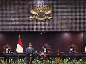 Presiden Jokowi Apresiasi MK dalam Percepatan Transformasi Peradilan Digital Saat Pandemi 