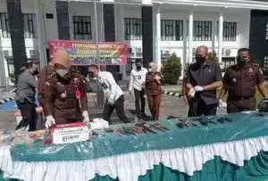 Pemusnahan Barang Bukti Perkara Tindak Pidana Umum oleh Dr. Akmal Kodrat S.H., M.Hum