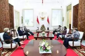 Presiden Jokowi Bertemu Delegasi Bank Dunia di Istana Merdeka