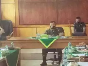 Diruang Rapat Makodim 0413/Bangka ; Kasdim Letnan Kolonel Inf Rudiyanto Memimpin Sidang Jabatan Personel Kodim 0413/ Bangka TW I TA 2022