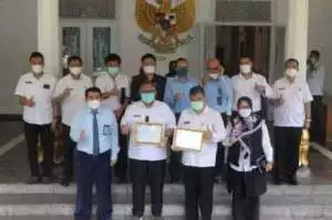 PEMKAB. Sukabumi Raih Dua Penghargaan KEMENKEU RI, Bupati Motivasi Bagi Perangkat Daerah