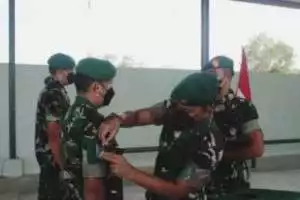 Dandim 0431/Bangka Barat Pimpin Pelantikan Kenaikan Pangkat Prajurit