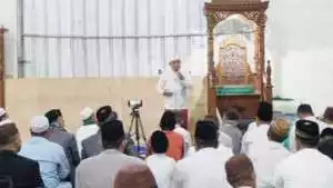 Safari Ramadhan, Masjid Al-Khosiyun Menjadi Yang Pertama Dikunjungi Wali Kota Molen