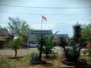 Tak Pantas Lambang Negara di Biarkan Tak Terawat di Kantor Dinas Perizinan Lamsel