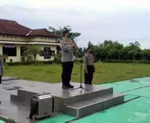 Apel Perdana Wakapolres Bangka Barat Tekankan Jangan Ada Pelanggaran Anggota