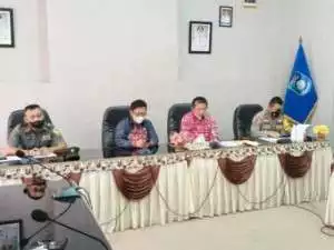 Pasi Ops Dim 0431/Babar ;Hadiri Rapat Pembahasan dan Pelaporan Rencana Aksi Terpadu Penanganan Konflik Sosial Kab.Bangka Barat  