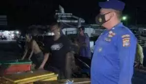 Sat Polair Polres Bangka Barat Laksanakan Patroli Dialogis Kepada Nelayan