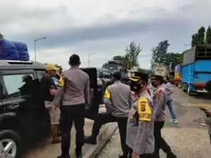Wakapolres Bangka Barat Cek Kesiapan Arus Mudik Di Pelabuhan Tanjung Kalian
