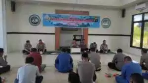 Wakapolres Bangka Barat Minta Personil Memupuk Mental dan Keimanan Dengan Binrohtal