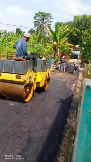 Pembangunan Jalan di Desa Kadununggal untuk Akses Perekonomian Masyarakat Lebih Baik