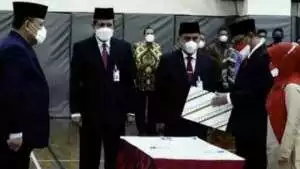 KPK Periksa Mantan Dirut Pertamina dan PLN