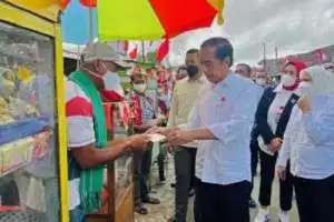 Presiden Jokowi: Pekan Depan, BLT BBM Mulai Disalurkan ke Semua Kabupaten dan Kota