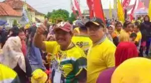 Jalan Sehat Dalam Rangka HUT Partai Golkar Ke -58 diBangka Barat Berlangsung Meriah 