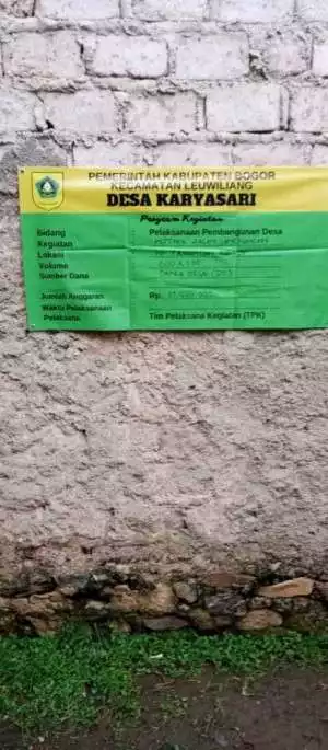 Desa Karyasari pekerjaan DD terkesan asal jadi kecamatan Leuwiliang Kabupaten Bogor 