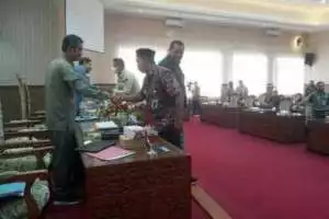 Kasus Tanah Kas Desa Gedangan Grogol Sukoharjo di Bongkar Kusumo CS Tanpa Tanggung-tangung, Dua Perangkat Terdiri Sekdes dan Bayan Kini di Non-Aktifkan. Pemdes di Desak Menempuh Jalur Hukum