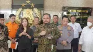 Pemerintah Tiadakan Pembatasan Selama Natal dan Tahun Baru