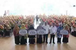 Bupati Sukabumi "Kebersamaan Bunda PAUD Berkontribusi Terhadap Pendidikan Di Sukabumi"