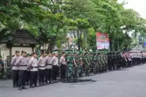 Sasaran Pengamanan Balai Desa Sampai TPS, Dandim Bersama Kapolres Pimpin Pergeseran Pengamanan Pilkades Serentak di Sukoharjo