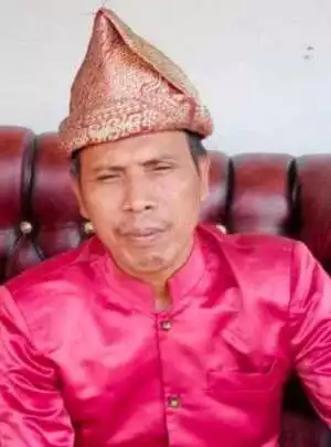 Bahir : Mengenai Bangunan JUT Desa paduraksa sudah prosedur!!
