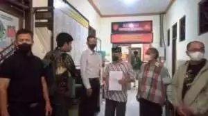 Apes...!! Pulang Subuhan Dari Masjid Malah Kena Pukulan Tetangga, Eks Anggota DPRD Klaten Ini Lapor Polisi