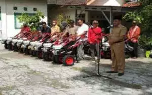 Upaya Dukung Lumbung Pangan Nasional, Petani di Boyolali Terima Bantuan Alsintan
