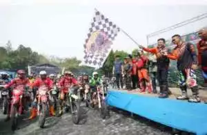Bersama Dandim 0403 OKU, Bupati Enos dan Wabup Yudha Ikut Ngetrail Bareng CAT