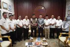 Terima Audiensi PT. Dwi Mitra, Bupati Enos Dukung Pembangunan Pabrik Pupuk Hayati Cair di OKU Timur