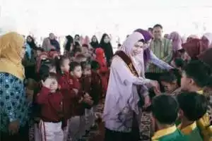 Bunda Literasi Road Show Kampung Dongeng, Upaya Ajarkan Literasi sejak Dini