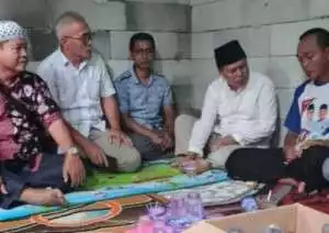Kadisdik Kab. Sukabumi Muhammad Solihin Takziah Ke Keluarga Korban Pembacokan Anak SD