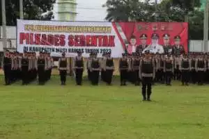 Polres Musi Rawas Gelar Apel Pergeseran Pasukan Pengaman Pilkades Serentak