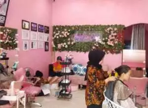 Dapatkan Hampers menarik setiap melakukan perawatan di Angelia Salon Palembang cabang Plaju.