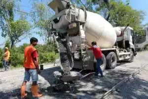 Sempat Viral di Medsos, Jalan Raya Solo-Purwodadi Yang Rusak Parah Banyak di Keluhkan Warganet