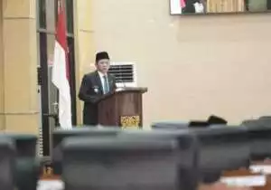 Rapat Paripurna Ke-39, DPRD OKU Timur Terima LKPJ Bupati OKU Timur
