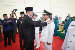 Bupati OKU Timur Lantik 7 Kepala Desa Terpilih di Zona 2