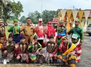 Rayakan 17 Agustus ,Desa Kosgoro Adakan Lomba Lansia Dan Gerak Jalan.